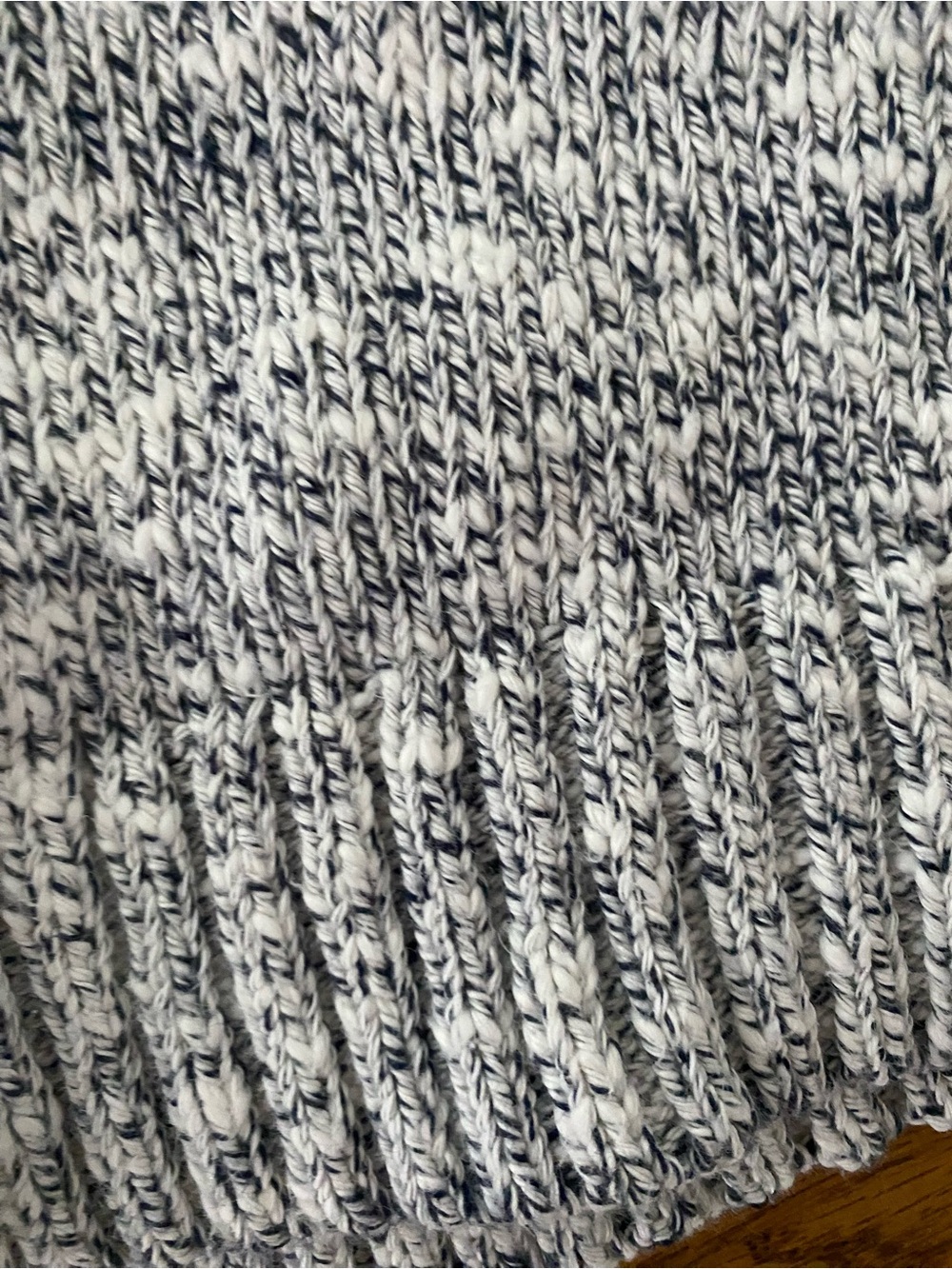 100% cotton Textured Two-Tone Knit Sweater - White & Navy